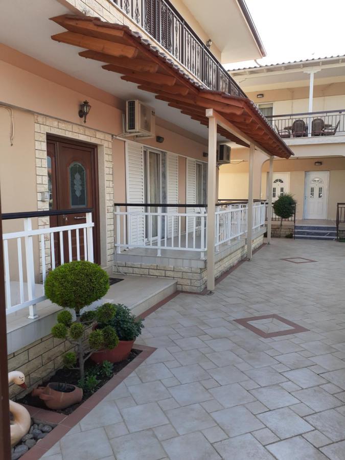 Vrasná Chrysafis Apartments المظهر الخارجي الصورة