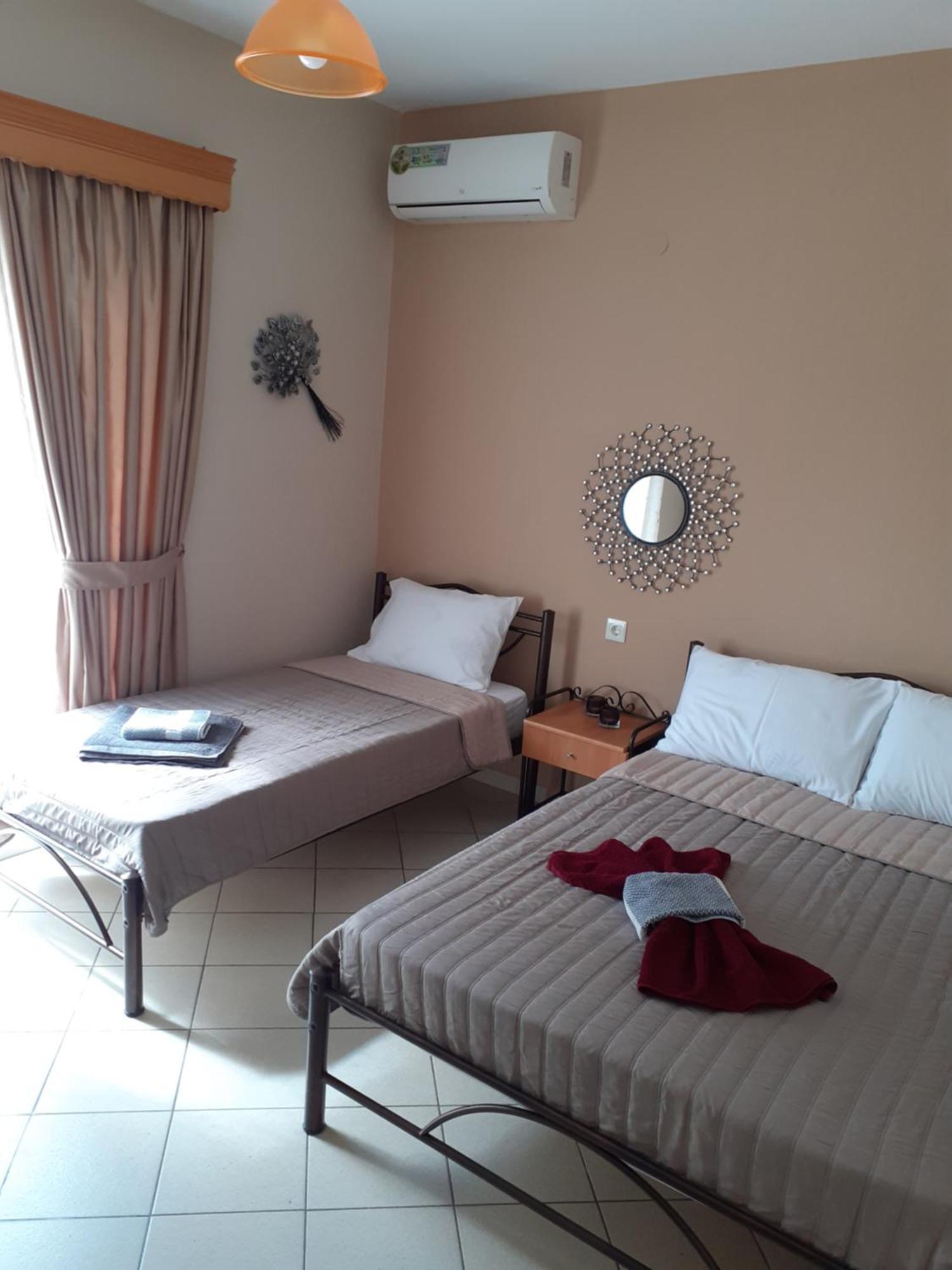 Vrasná Chrysafis Apartments المظهر الخارجي الصورة